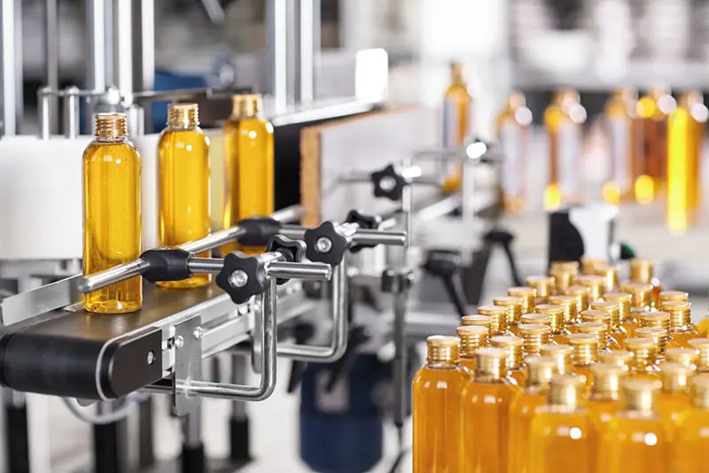 30ml Glass Bottle Syrup Filling at Capping Machine-2